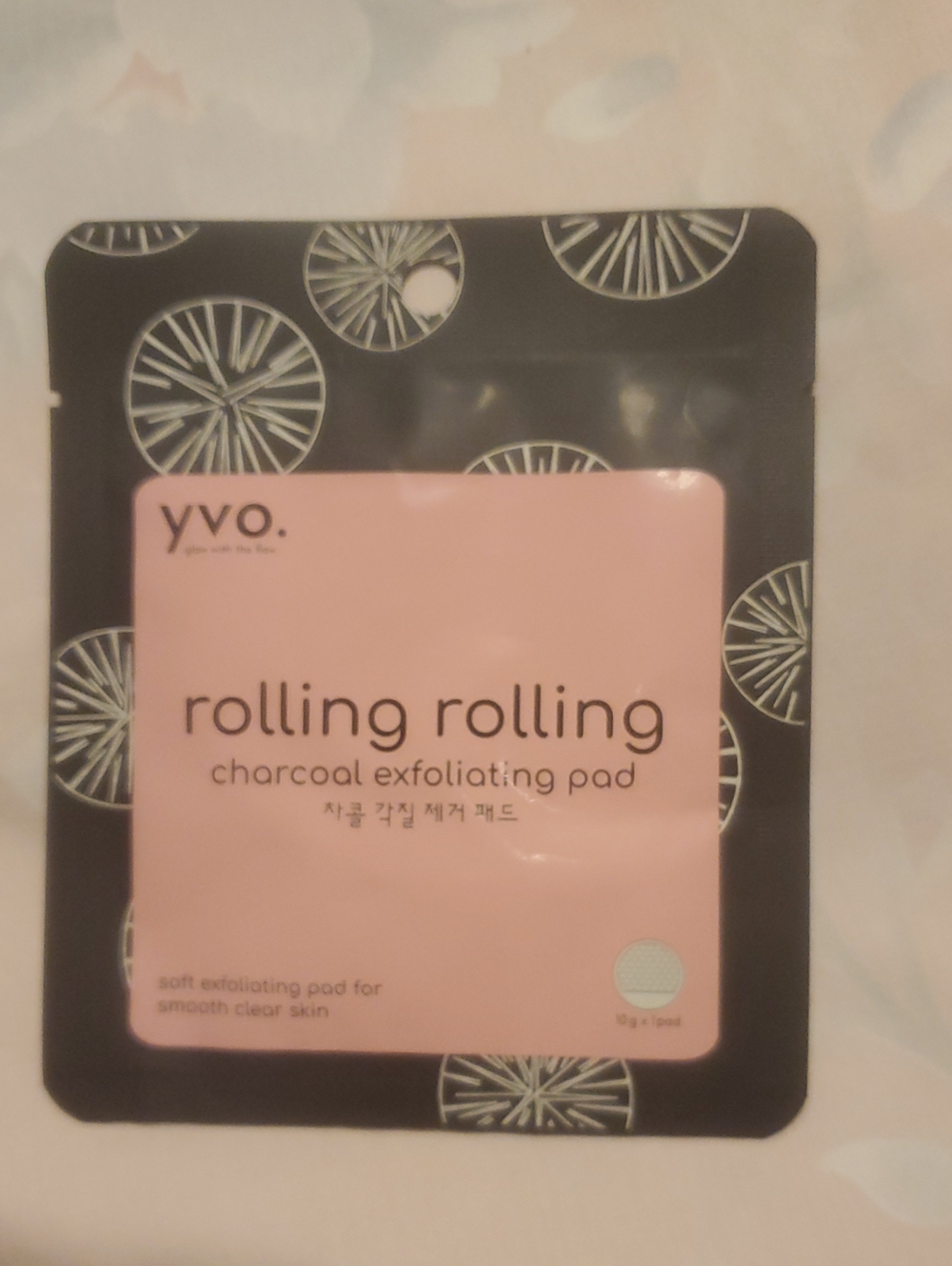 YVO Rolling Rolling Charcoal Exfoliating Pad New